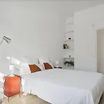Spacious 1 Bedroom Apartment - Porte De Versailles
