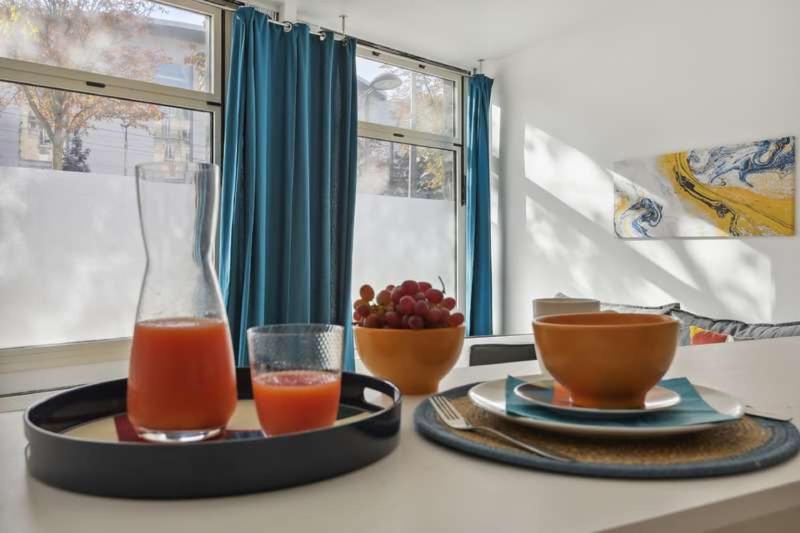 Spacious 1 Bedroom - Porte De Versailles Apartment Paris